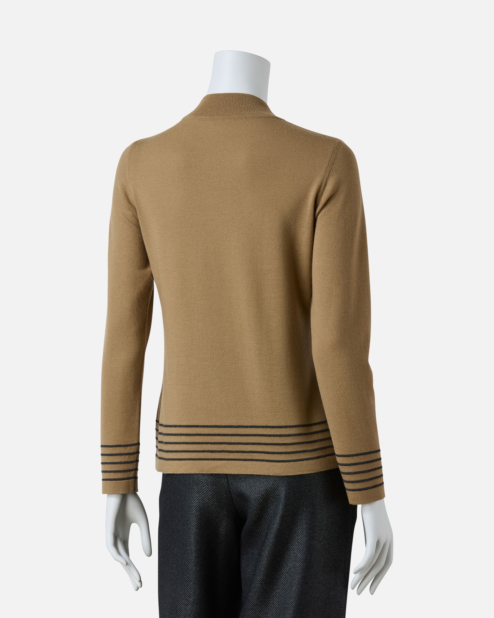 ハイネックニットプルオーバー