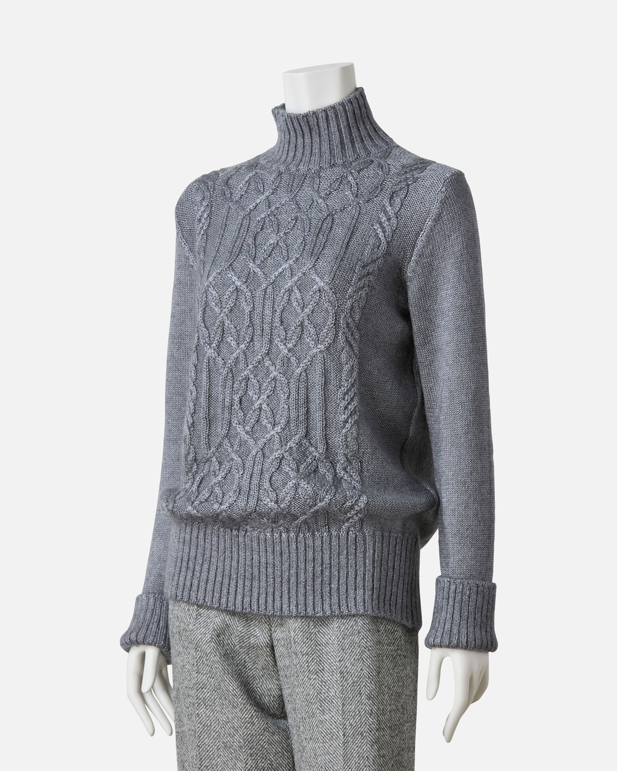 ニットプルオーバー