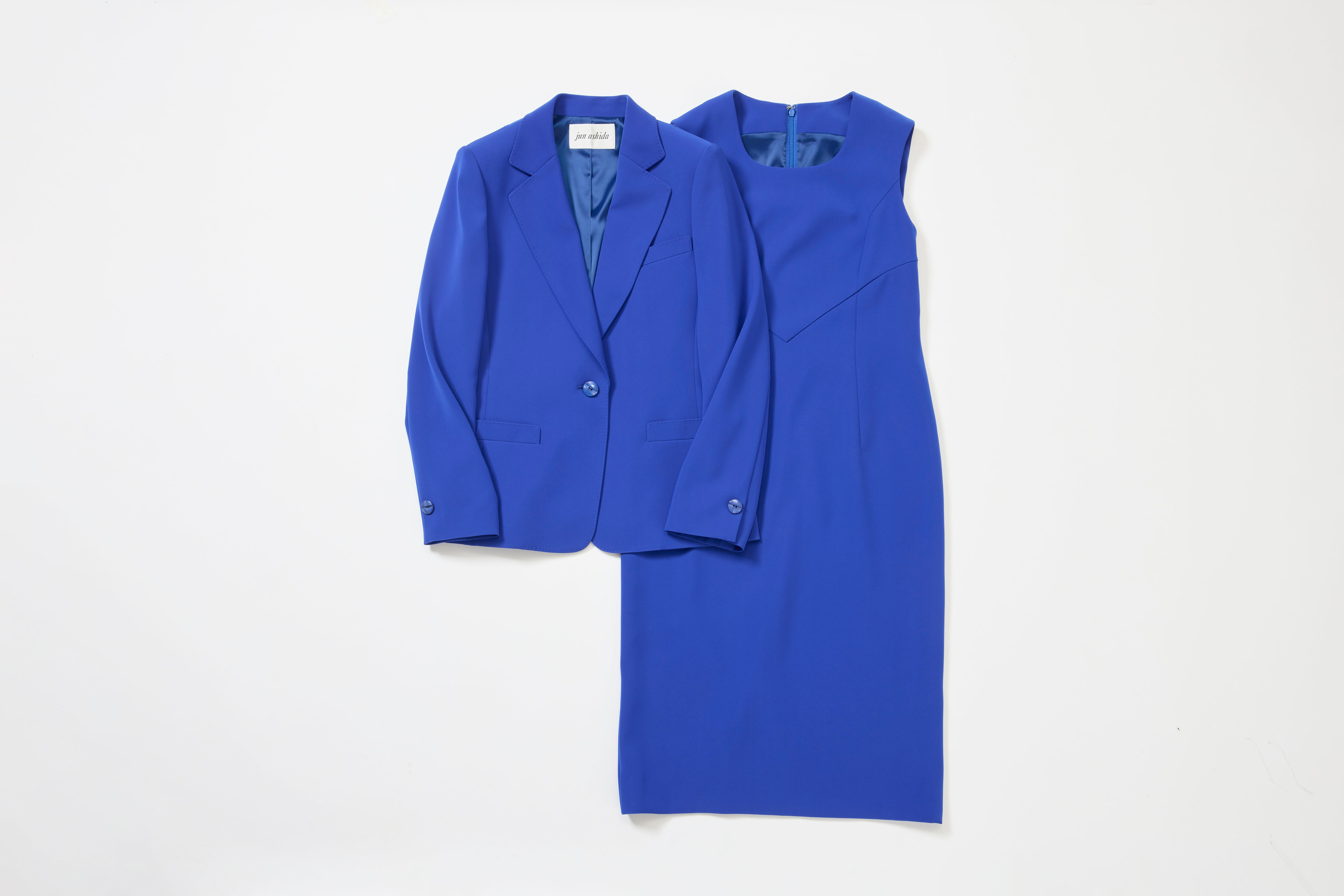 ポリエステルクレープテーラードジャケット