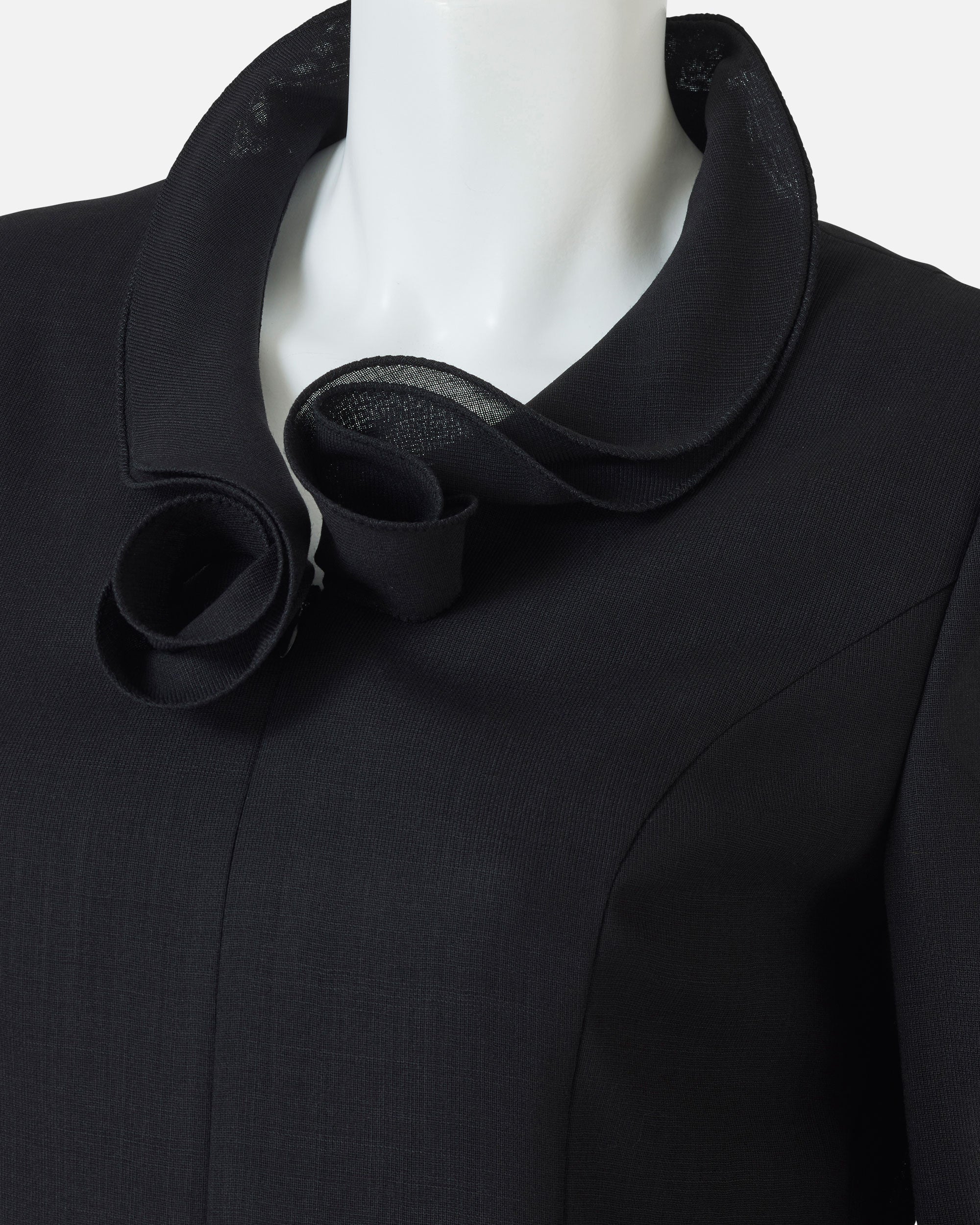 フリルカラースリーブブラックワンピース / Black Dress with Frill on Collar and Sleeve Hem