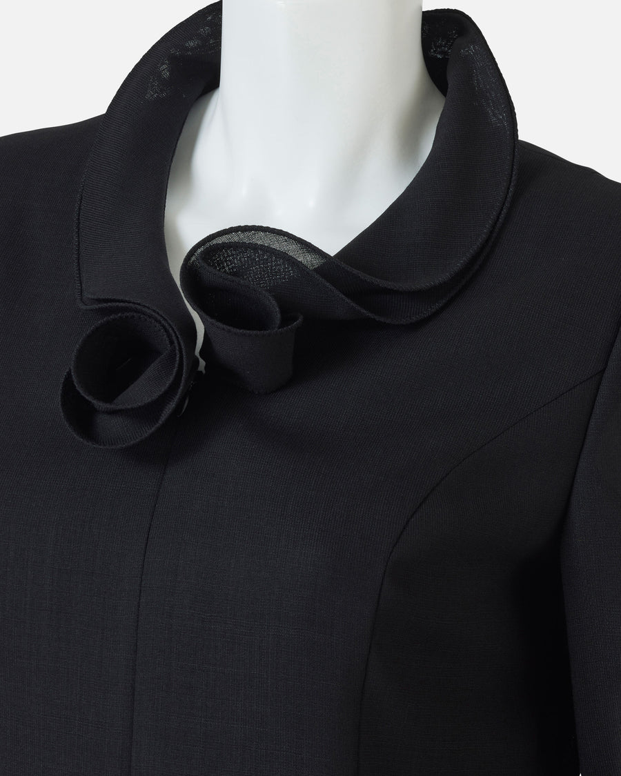 フリルカラースリーブブラックワンピース / Black Dress with Frill on Collar and Sleeve Hem