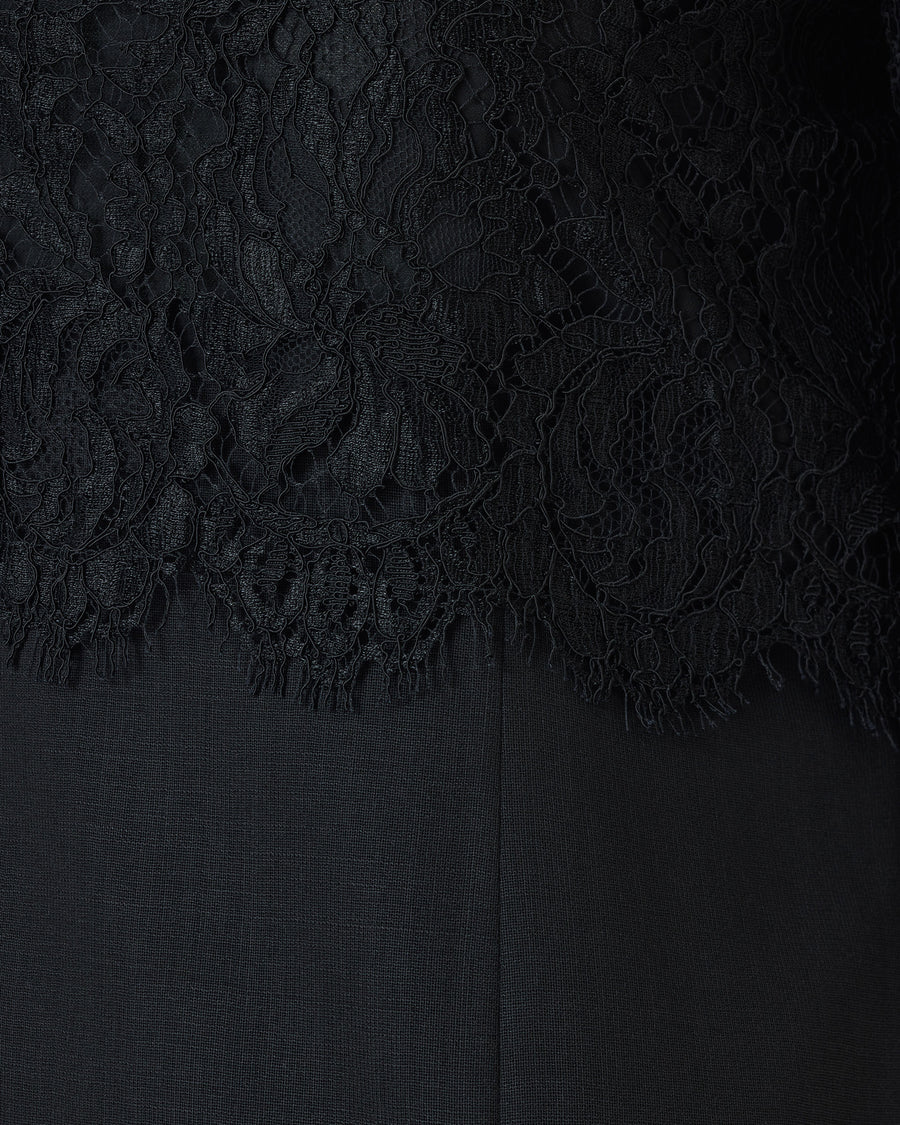 リバーレース×フレアスカートブラックワンピース / Flare Black Dress with Leavers Lace