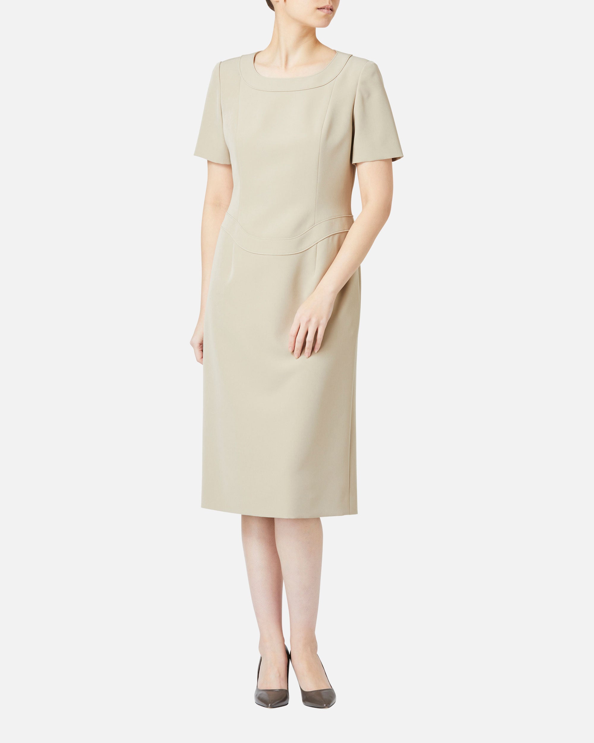 ストレッチクレープワンピース / Stretch Crepe Dress