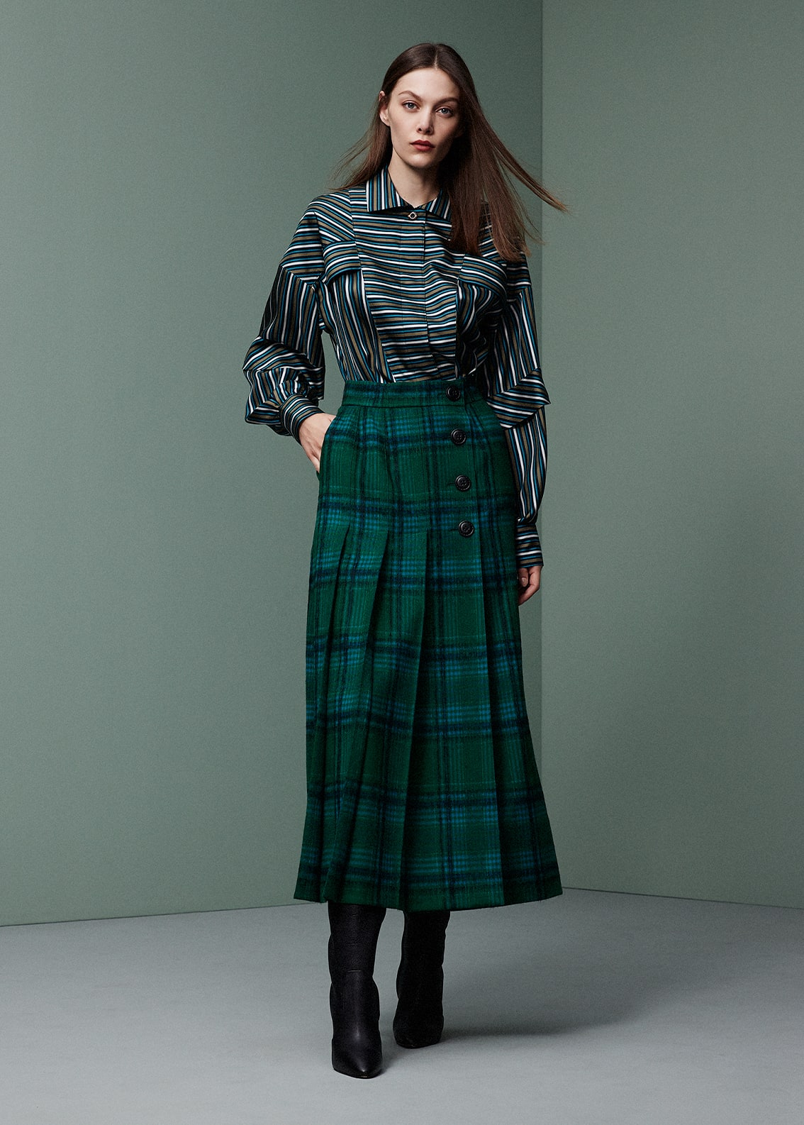AUTUMN WINTER 2022-2023