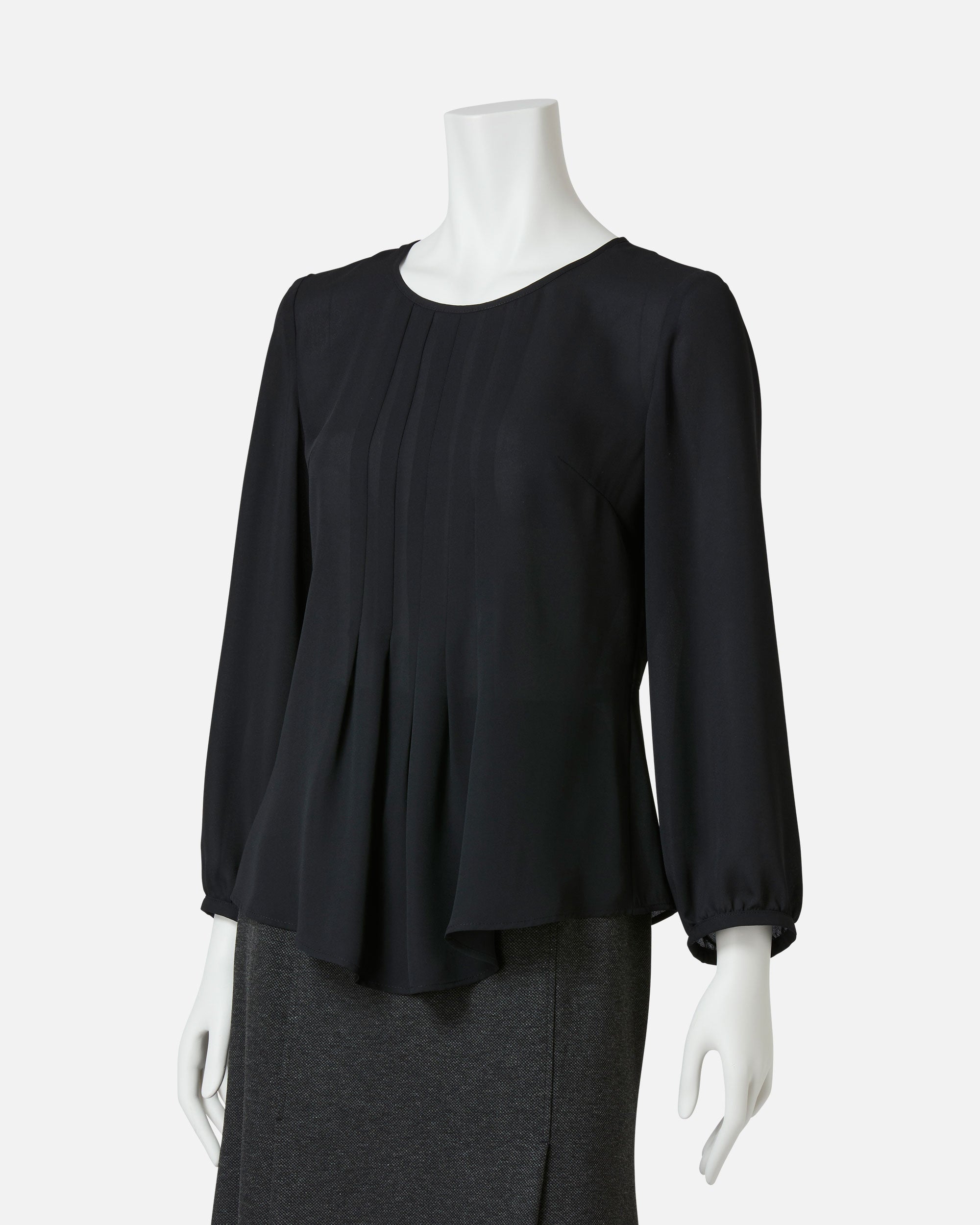 フロントタックジョーゼットブラウス / Pleated Front Blouse