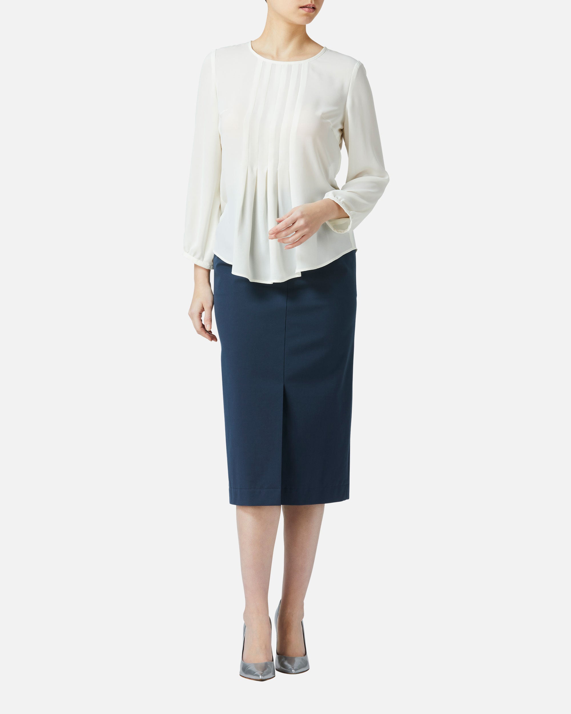 フロントタックジョーゼットブラウス / Pleated Front Blouse