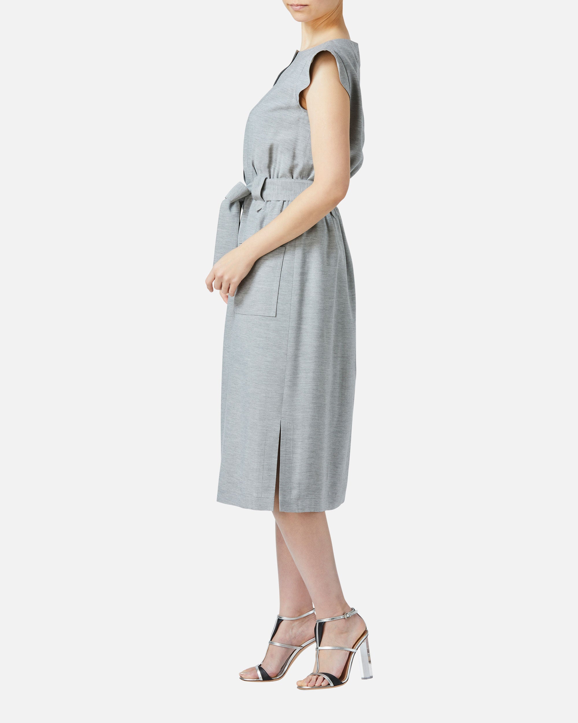 フロントオープンリボンワンピース / Front Closure Ribbon Dress
