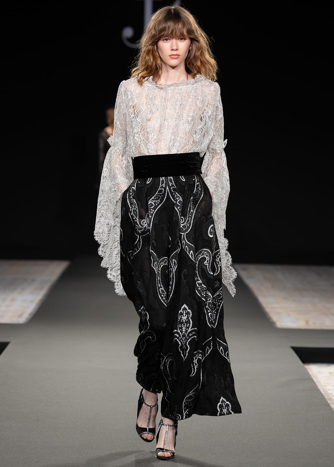 AUTUMN WINTER 2024-2025
