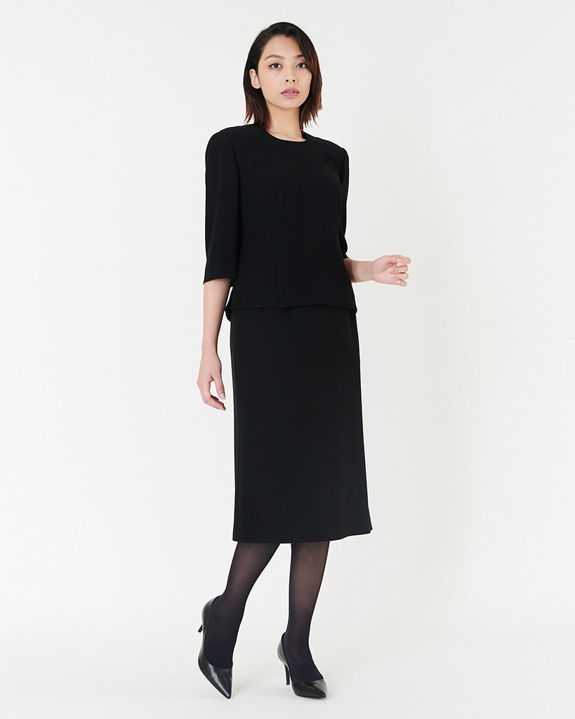 ブラッククレープブラウス / Black Crape Blouse