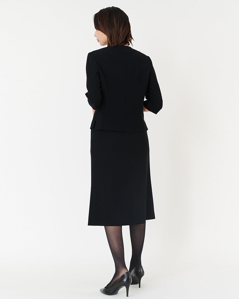ブラッククレープブラウス / Black Crape Blouse