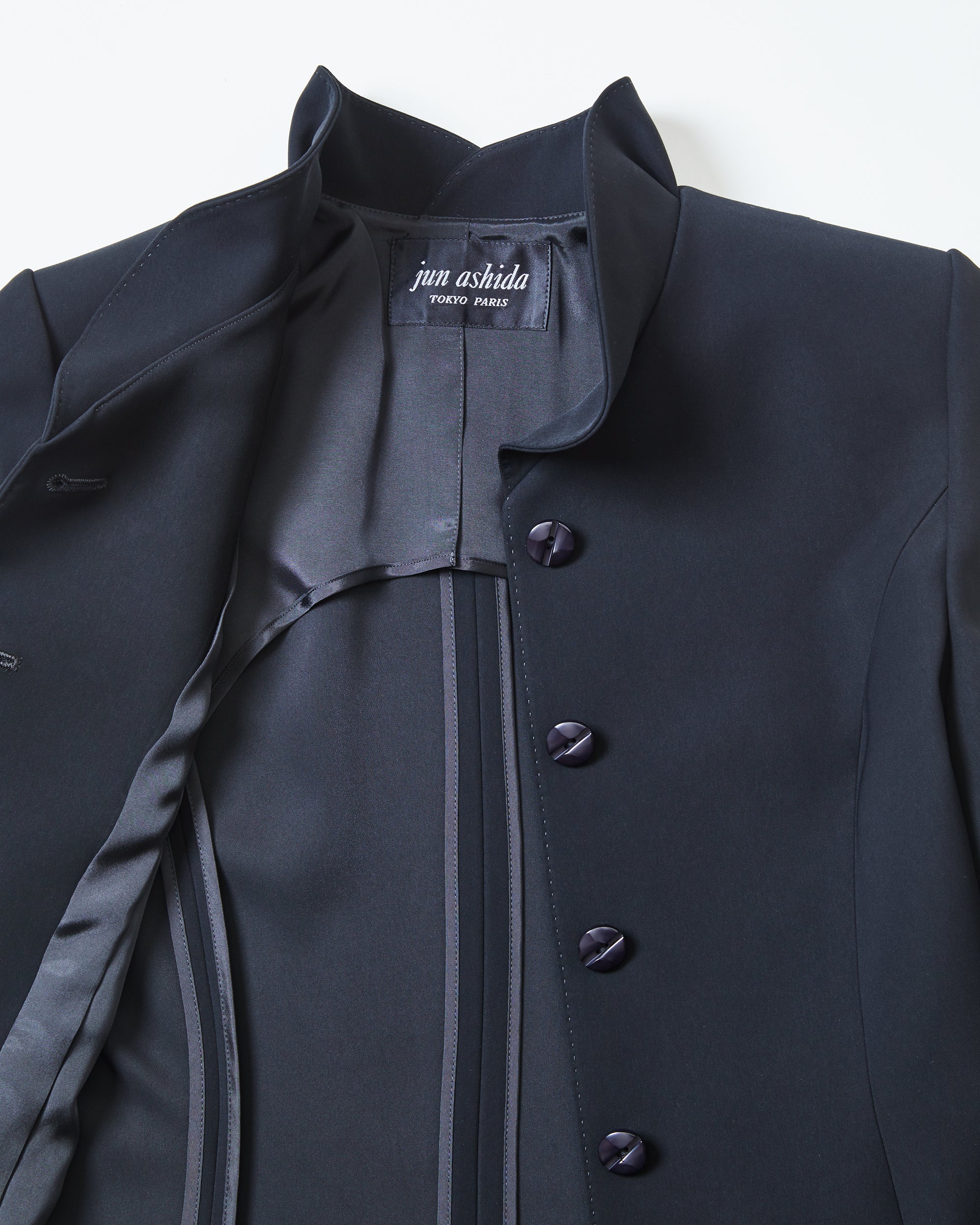 フリルカラーブラックジャケット / Frill Collar Black Jacket