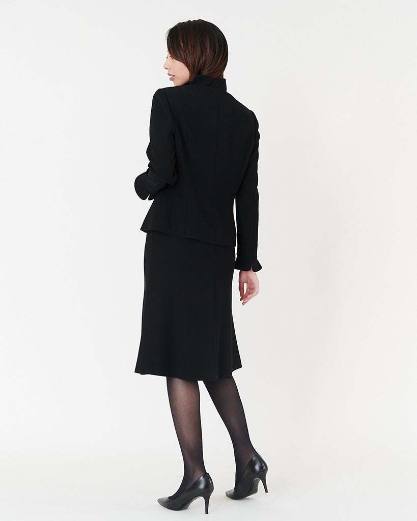 フリルカラーブラックジャケット / Frill Collar Black Jacket