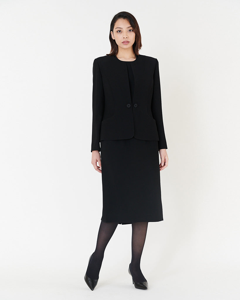 ノーカラーブラックジャケット / Collarless Black Jacket