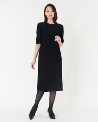 ブラックワンピース / Black Dress