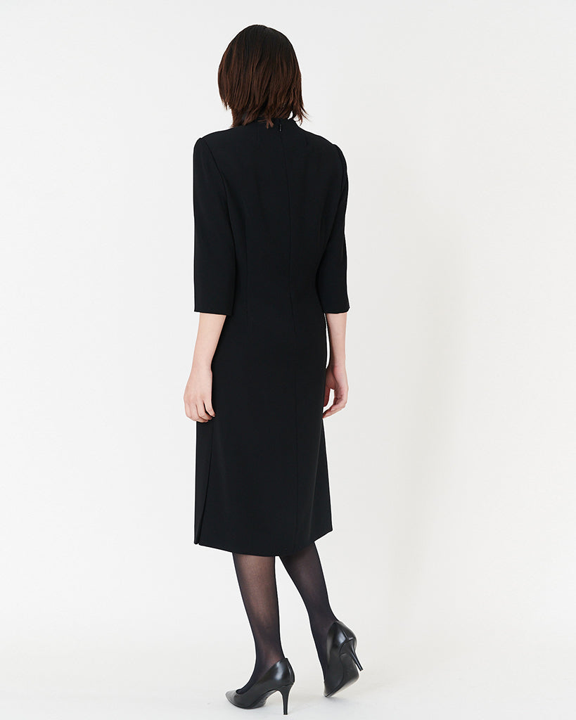 ブラックワンピース / Black Dress