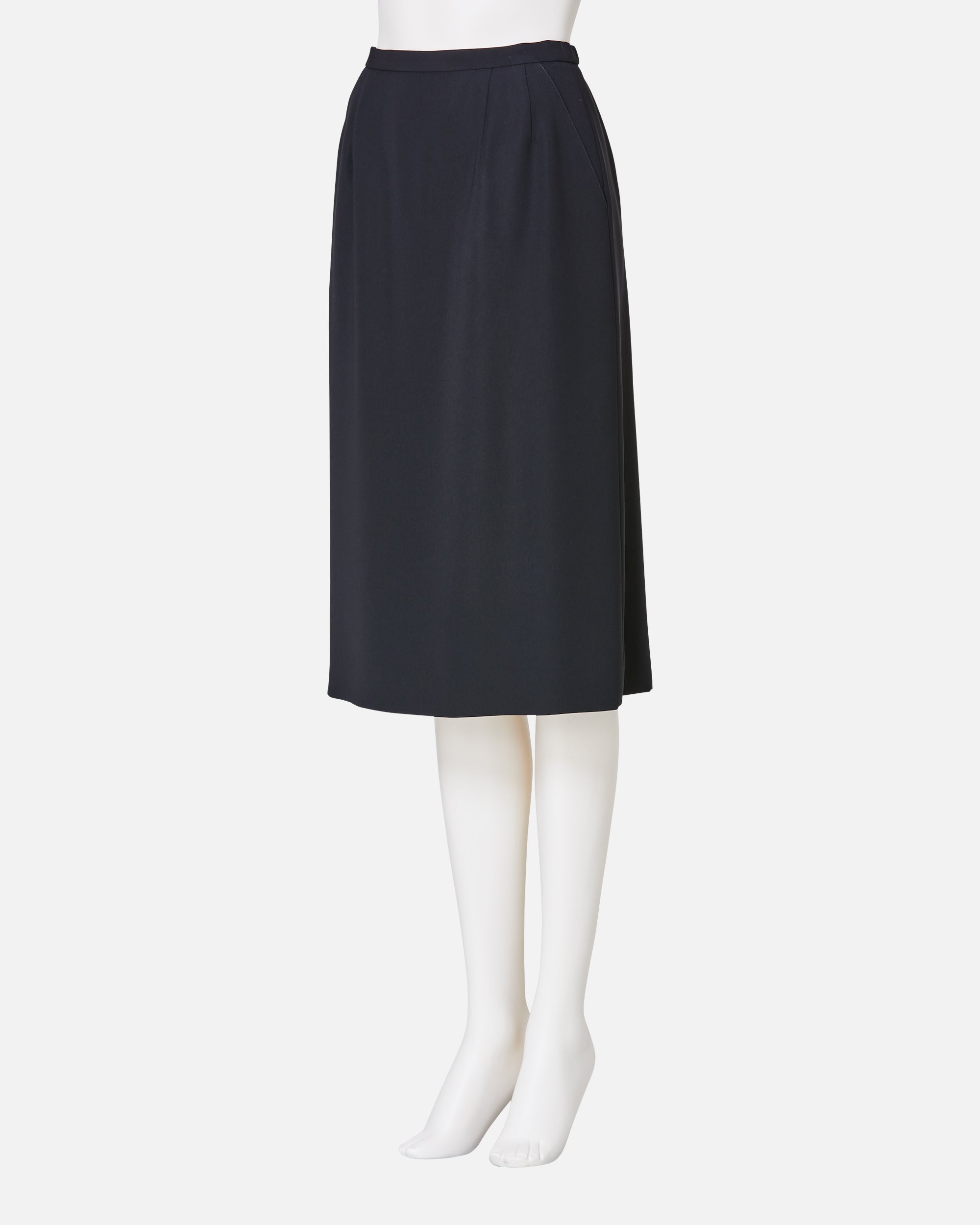 ブラックスカート / Straight Black Skirt