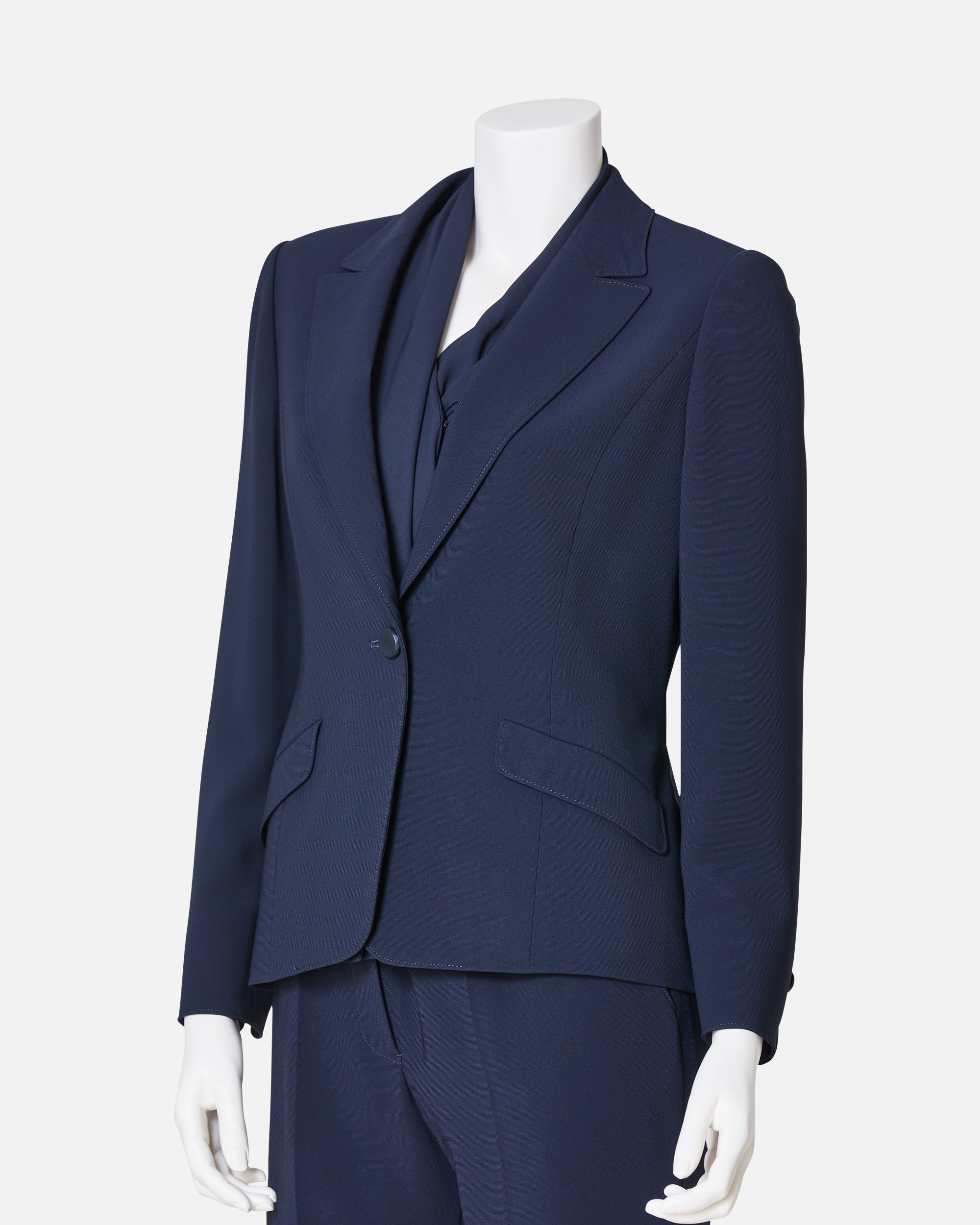 ワンボタンテーラードジャケット / Single Button Closure Tailored Jacket