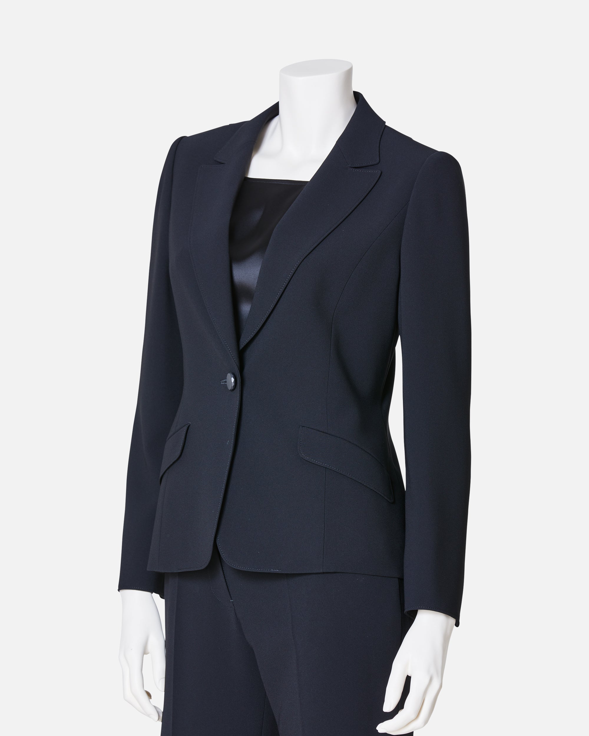 ワンボタンテーラードジャケット / Single Button Closure Tailored Jacket